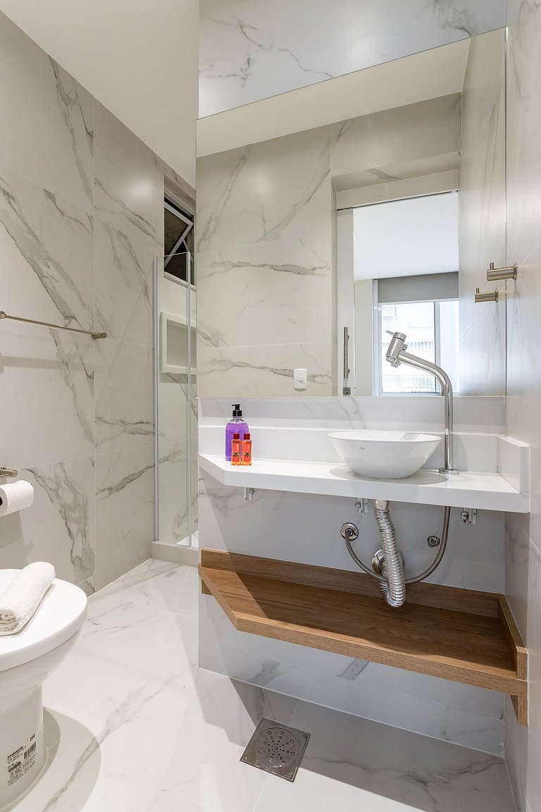 Recém Reformado Apartamento em Ipanema/Arpoador