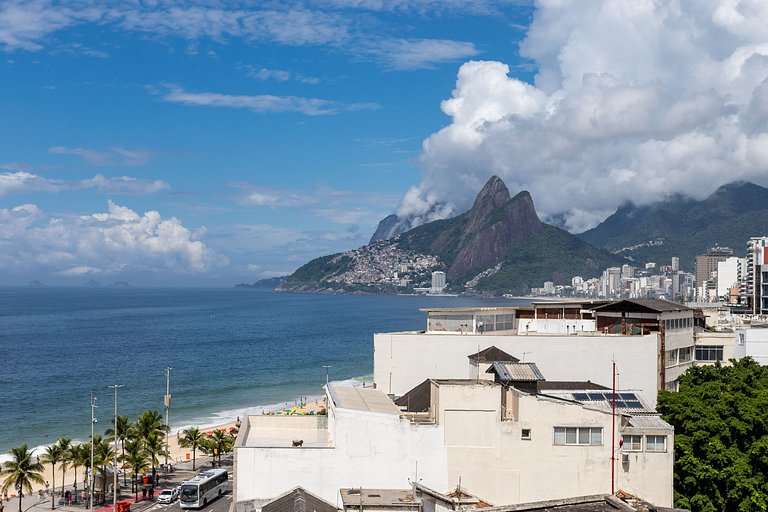 Apt com Vista Fantástica de Ipanema e Arpoador