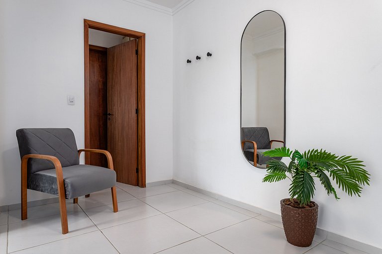 Lindo Apartamento Recém Renovado no Arpoador