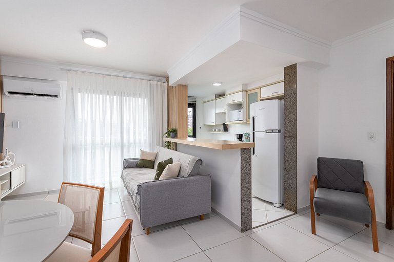 Lindo Apartamento Recém Renovado no Arpoador