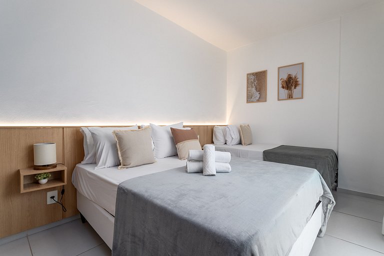 Lindo Apartamento Recém Renovado no Arpoador