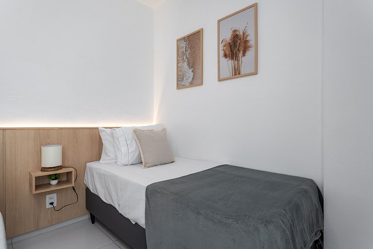 Lindo Apartamento Recém Renovado no Arpoador