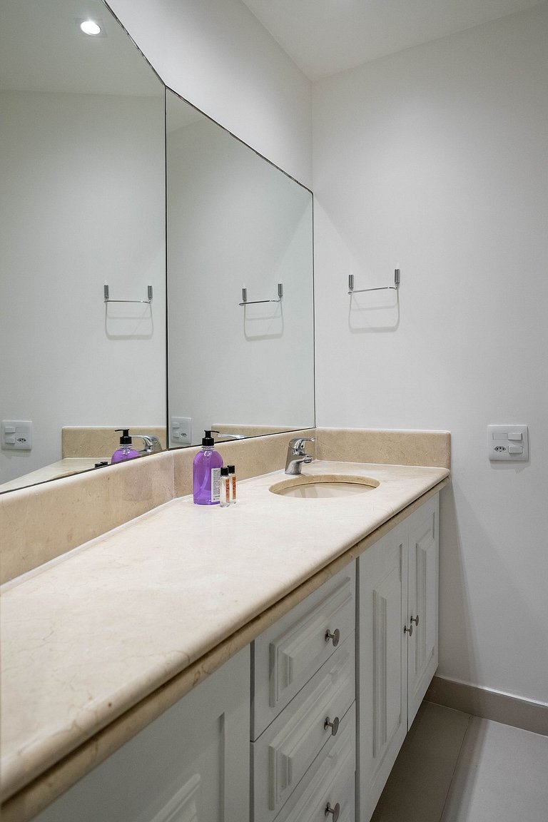 Flat com Vista Incrível no Coração do Leblon