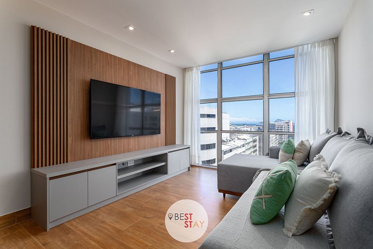 Espaçoso Apartamento em Ipanema, Recém Reformado