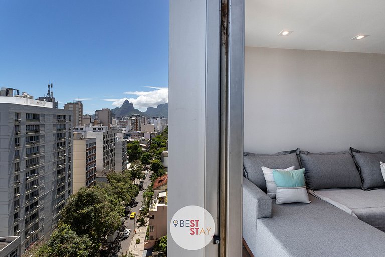 Espaçoso Apartamento em Ipanema, Recém Reformado