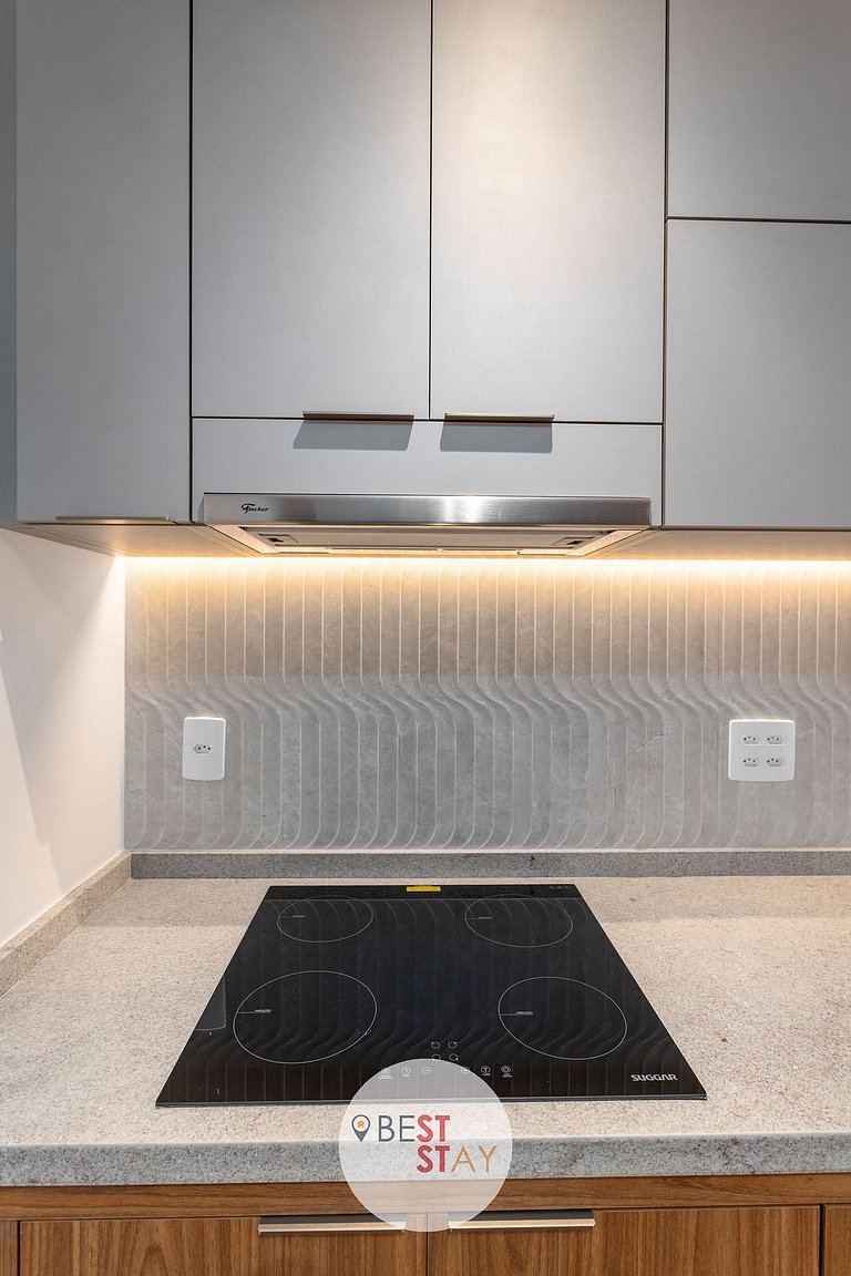 Espaçoso Apartamento em Ipanema, Recém Reformado