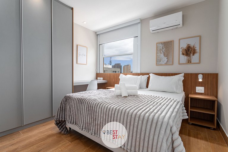 Espaçoso Apartamento em Ipanema, Recém Reformado