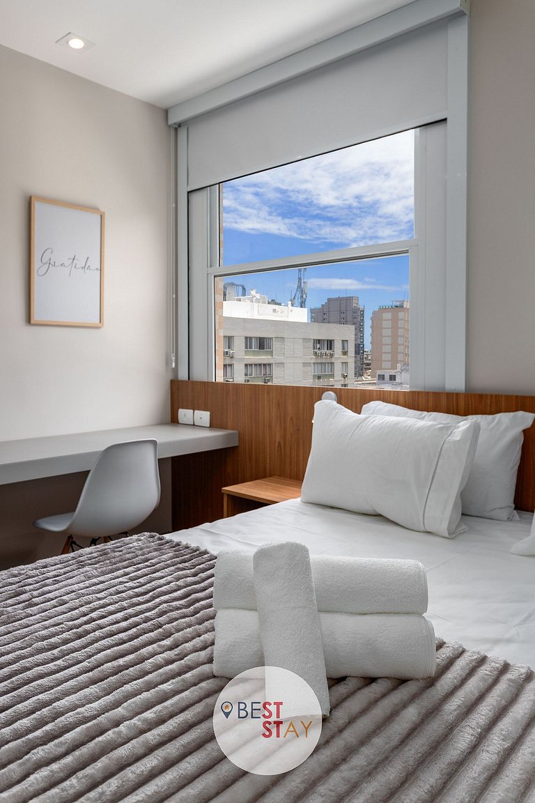 Espaçoso Apartamento em Ipanema, Recém Reformado