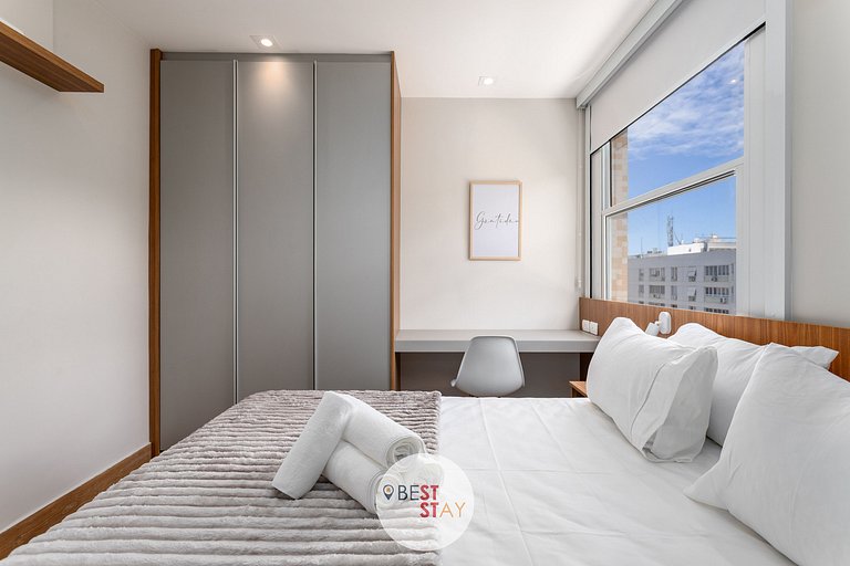 Espaçoso Apartamento em Ipanema, Recém Reformado