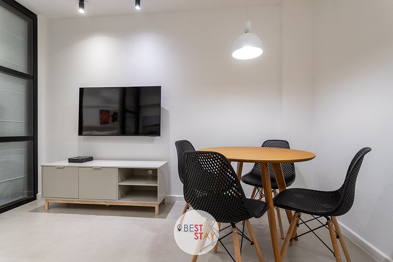 Lançamento - Charmoso e Novinho Estúdio na Glória