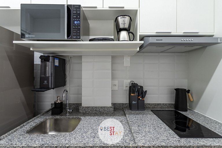 Lançamento - Charmoso e Novinho Estúdio na Glória