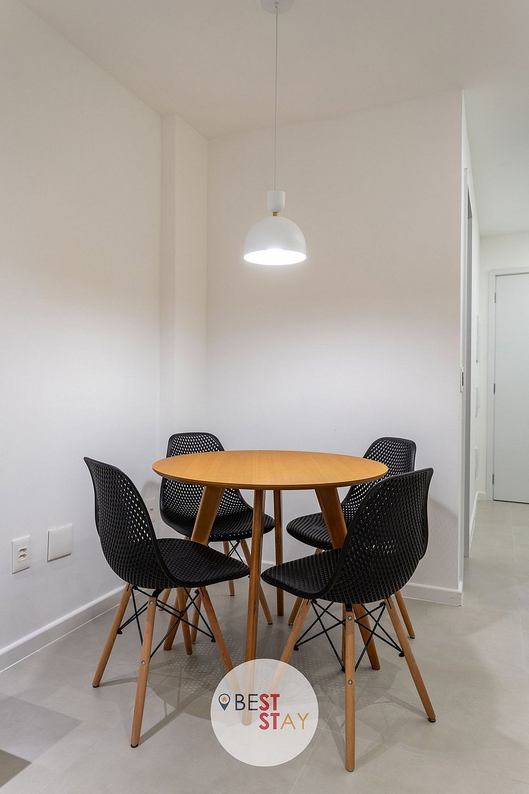 Lançamento - Charmoso e Novinho Estúdio na Glória