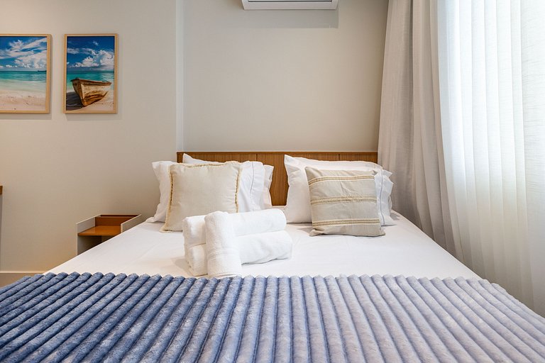 Espaçoso Apartamento Recém Reformado em Copacabana