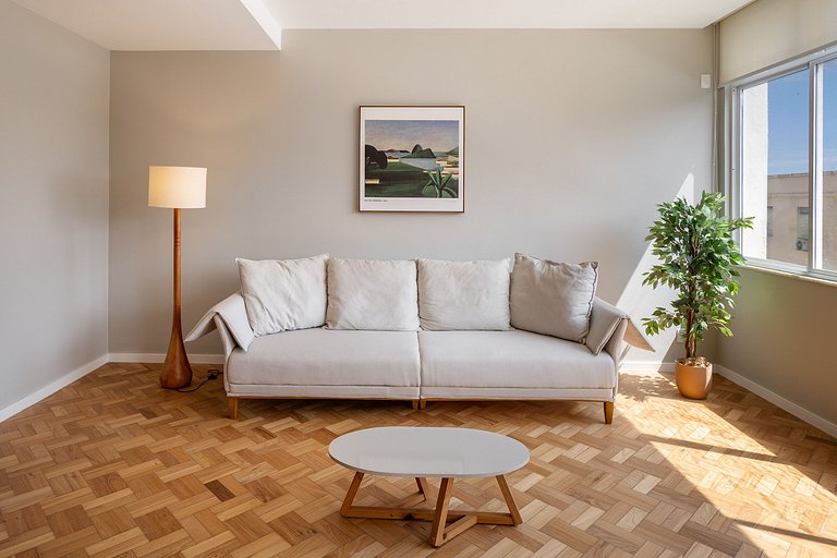 Lindo Apartamento de 3 Quartos Perto do Arpoador