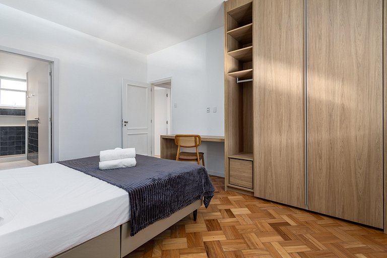 Lindo Apartamento de 3 Quartos Perto do Arpoador