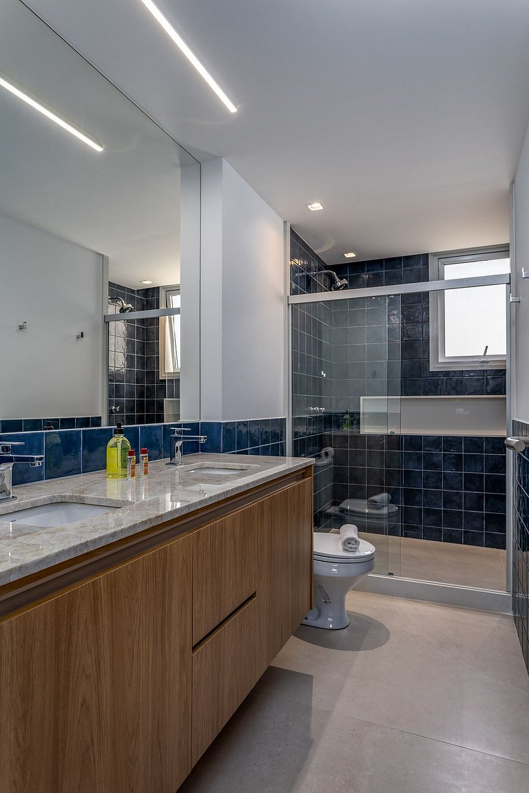 Lindo Apartamento de 3 Quartos Perto do Arpoador