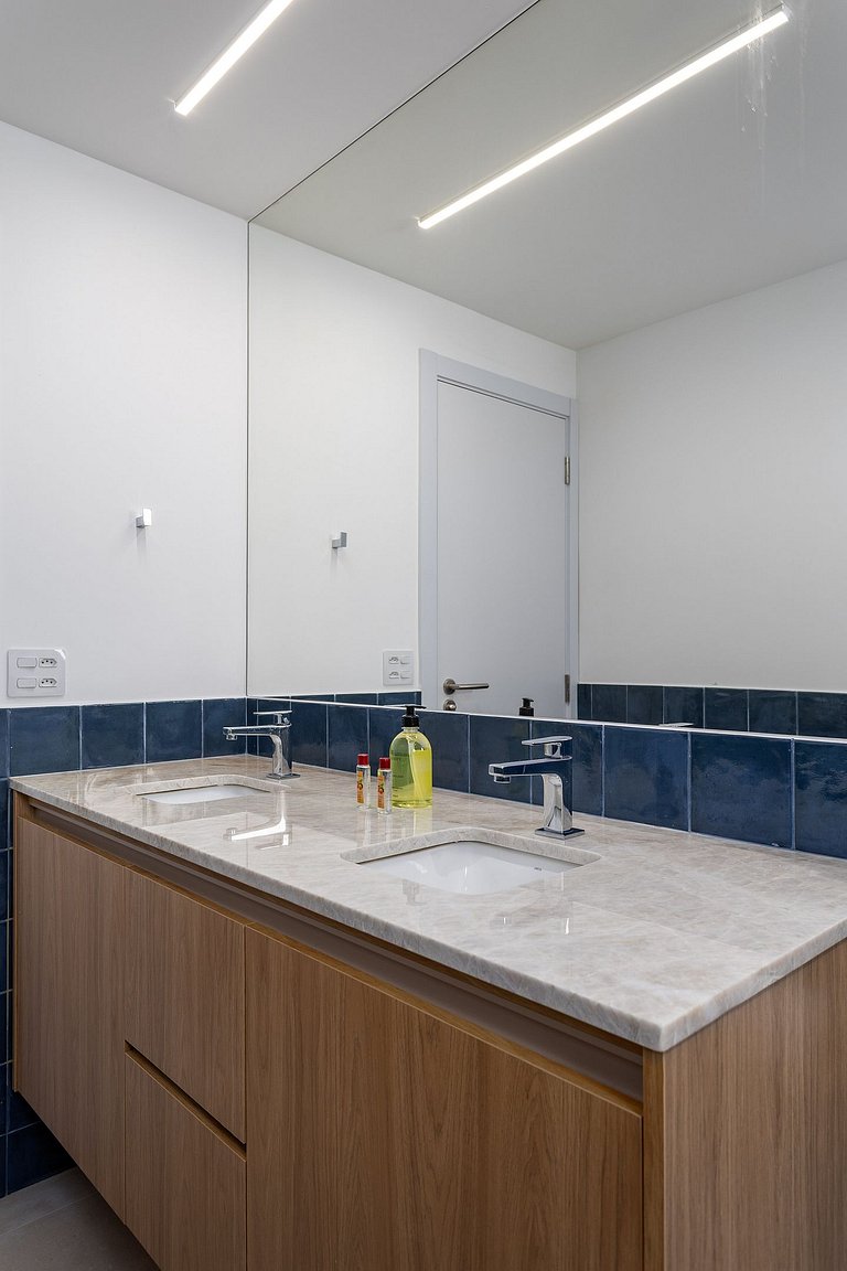 Lindo Apartamento de 3 Quartos Perto do Arpoador