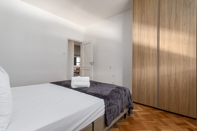 Lindo Apartamento de 3 Quartos Perto do Arpoador