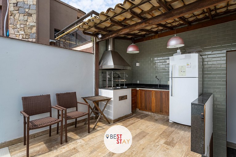 Espaçosa Cobertura no Jardim Oceânico Perto Praia