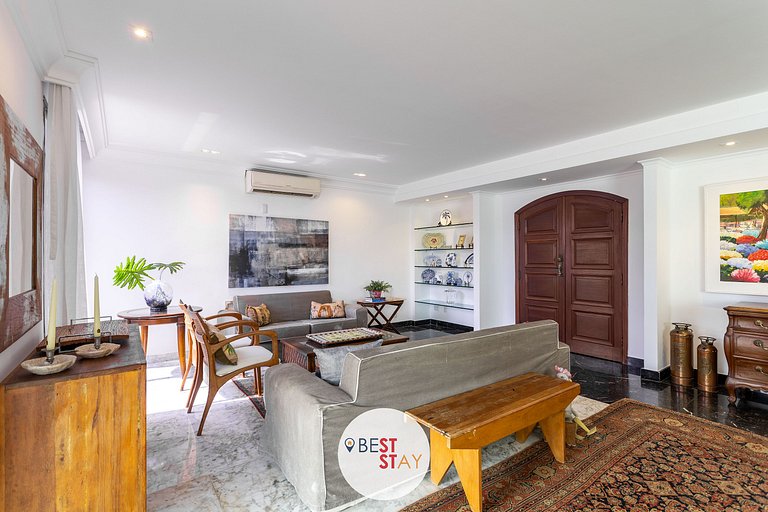 Espaçosa Cobertura no Jardim Oceânico Perto Praia