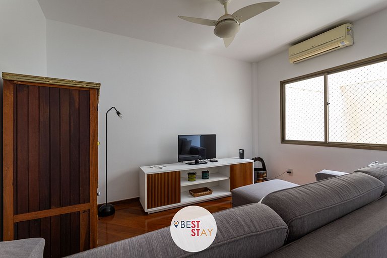 Espaçosa Cobertura no Jardim Oceânico Perto Praia