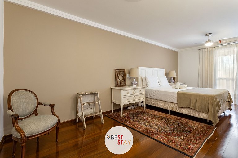 Espaçosa Cobertura no Jardim Oceânico Perto Praia