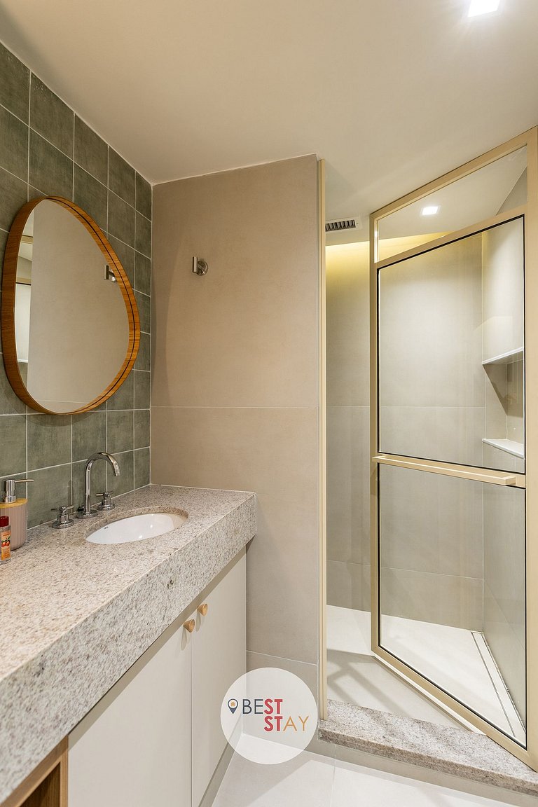 Lindo apartamento no melhor ponto do Leblon