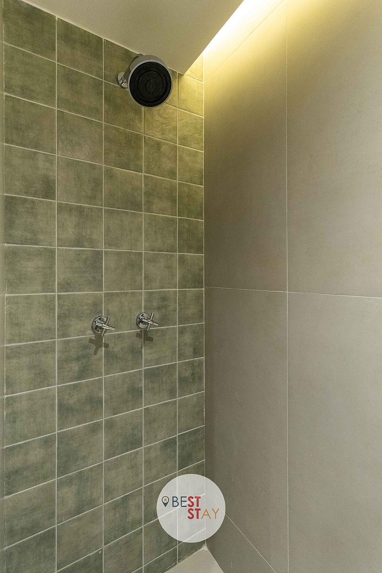 Lindo apartamento no melhor ponto do Leblon