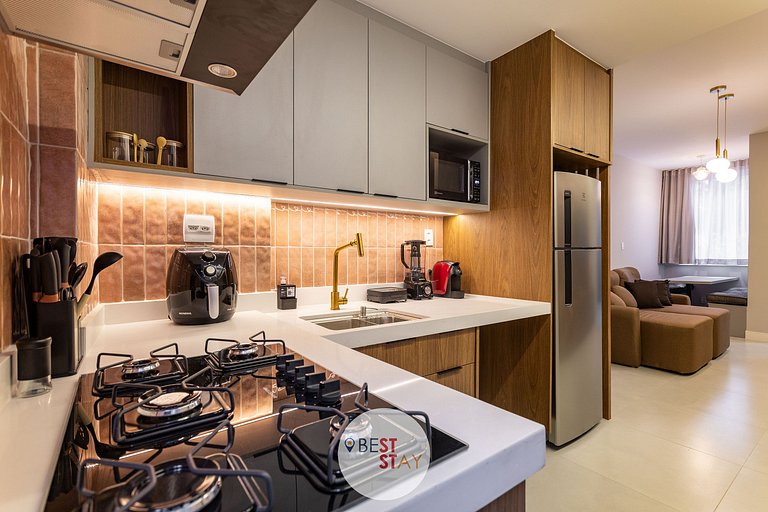 Oportunidade - Reformado Apartamento em Copacabana