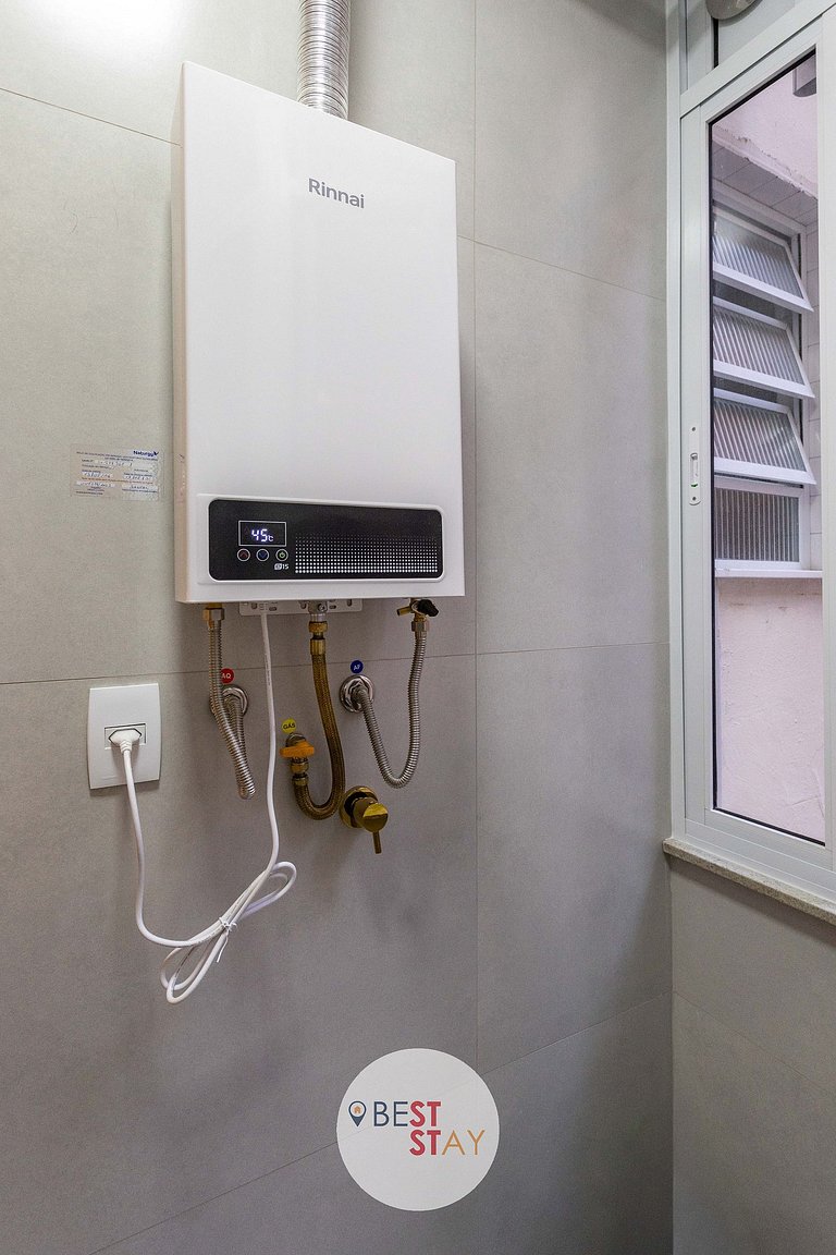 Oportunidade - Reformado Apartamento em Copacabana