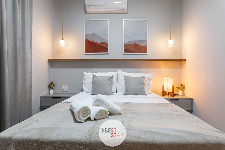 Oportunidade - Reformado Apartamento em Copacabana